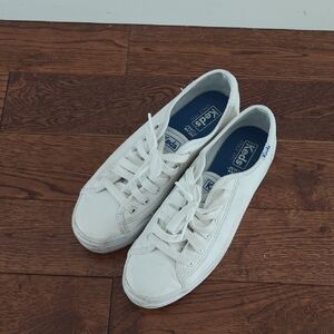Keds White Canvas Sneakers - Classic Low Top